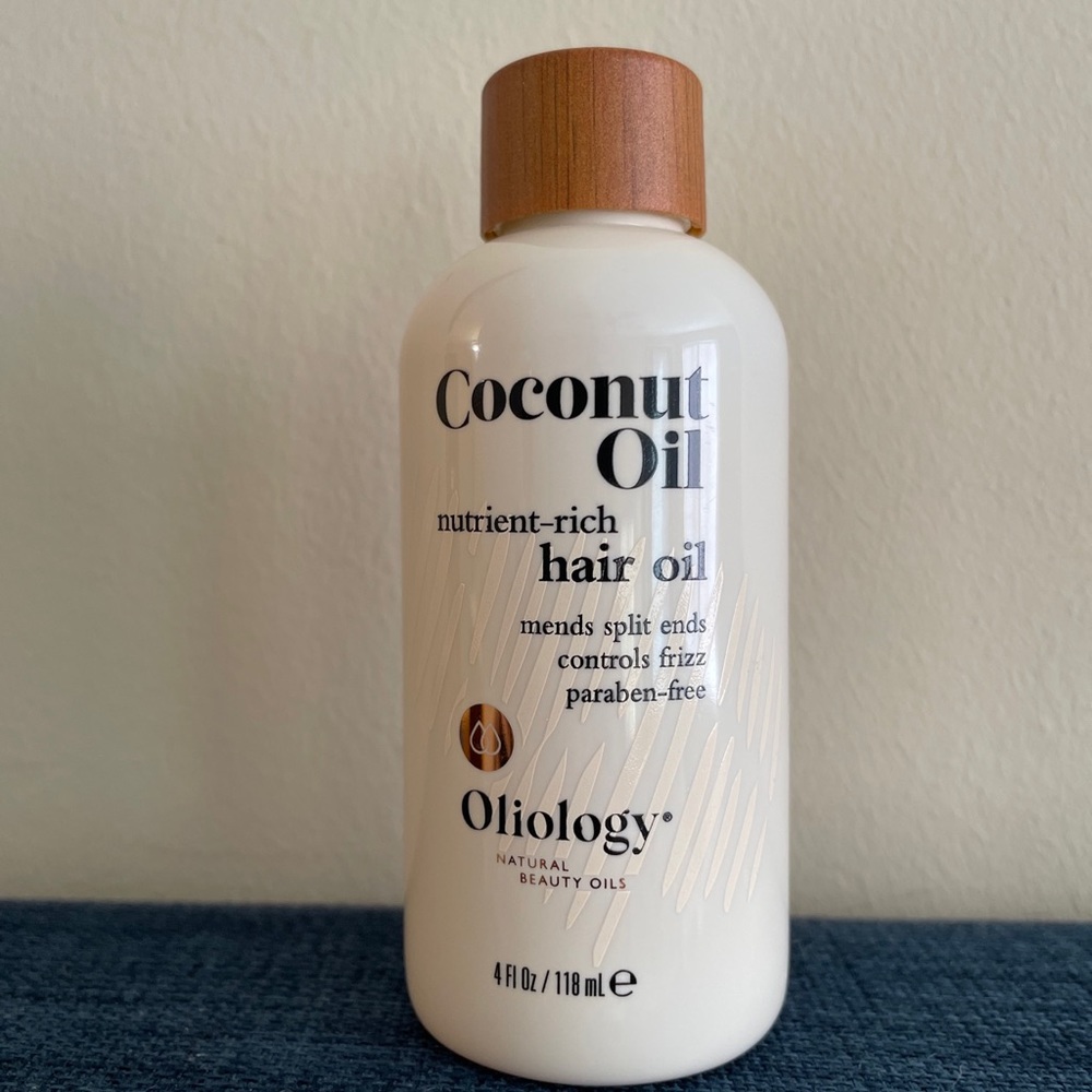 Oliology Coconut Oil  Nutrient-Rich Hair Oil 4oz  Controls Frizz New